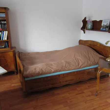 Abt Private - - Homestay
